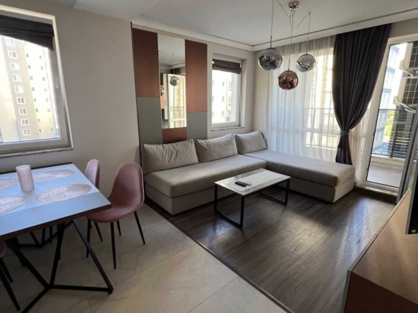 Дава се под наем Двустаен апартамент в Пловдив, Тракия - 60 кв.м за 550 € - Снимка #1