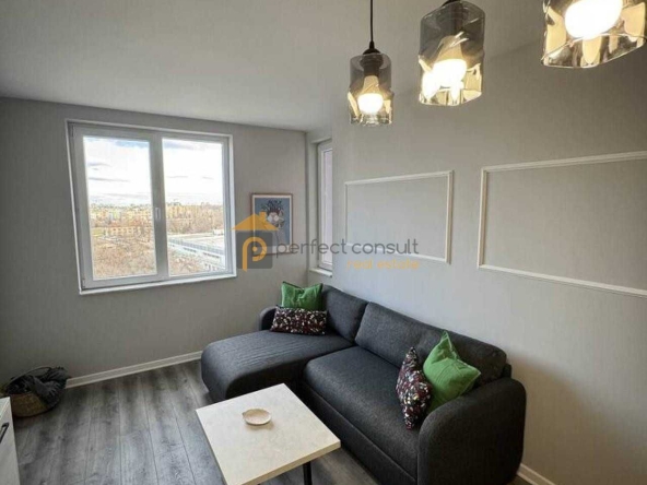 Дава се под наем Двустаен апартамент в Пловдив, Тракия - 60 кв.м за 450 € - Снимка #1