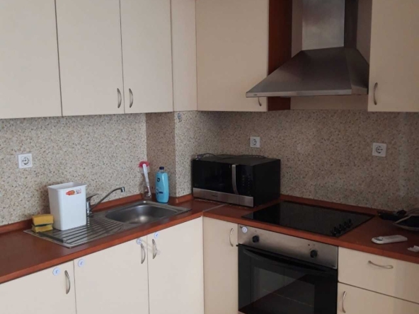 Дава се под наем Двустаен апартамент в Пловдив, Гагарин - 70 кв.м за 275 € - Снимка #1