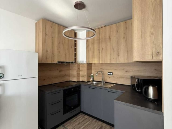 Двустаен апартамент в Пловдив, Кършияка - 56 кв.м за 1402 €/кв.м - Снимка #1