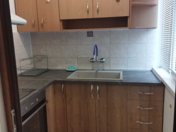 Дава се под наем Едностаен апартамент в Пловдив, Тракия - 36 кв.м за 248.88 € - Снимка #1