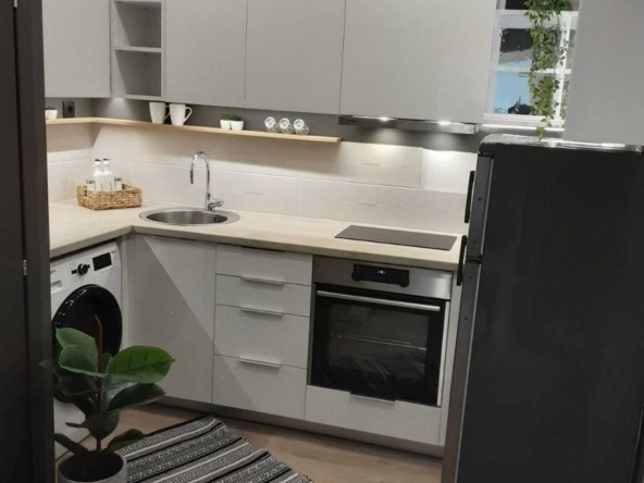 Дава се под наем Двустаен апартамент в Пловдив, Въстанически - 65 кв.м за 259.08 € - Снимка #1
