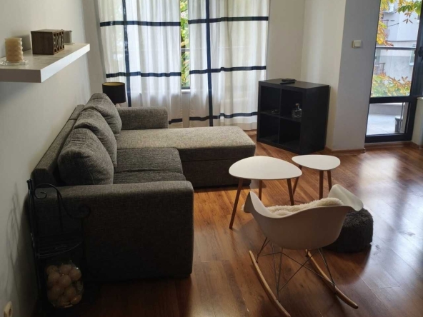 Дава се под наем Двустаен апартамент в Пловдив, Мараша - 77 кв.м за 498.27 € - Снимка #1