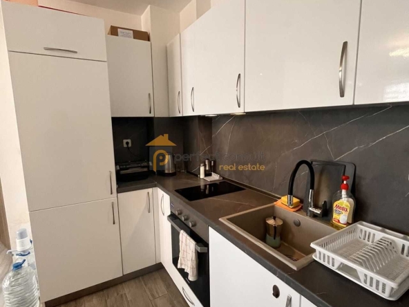Тристаен апартамент в Пловдив, Кършияка - 98 кв.м за 2000 €/кв.м - Снимка #1