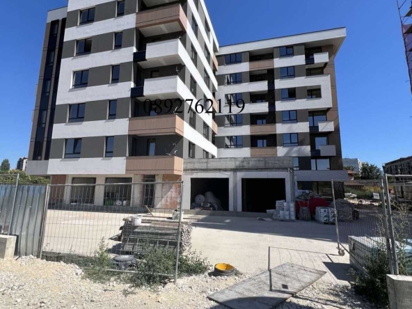 Тристаен апартамент в Пловдив, Христо Смирненски - 111 кв.м за 1208 €/кв.м - Снимка #1