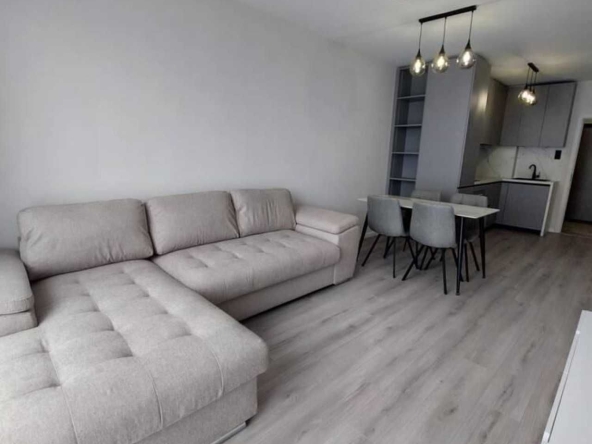 Двустаен апартамент в Пловдив, Гагарин - 76 кв.м за 973 €/кв.м - Снимка #1