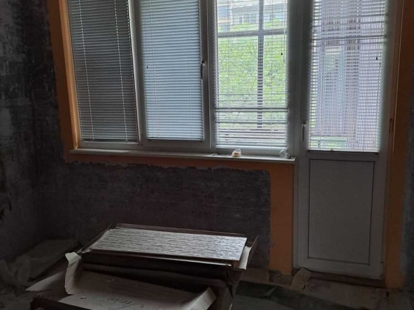 Тристаен апартамент в Пловдив, Младежки Хълм - 86 кв.м за 872 €/кв.м - Снимка #1