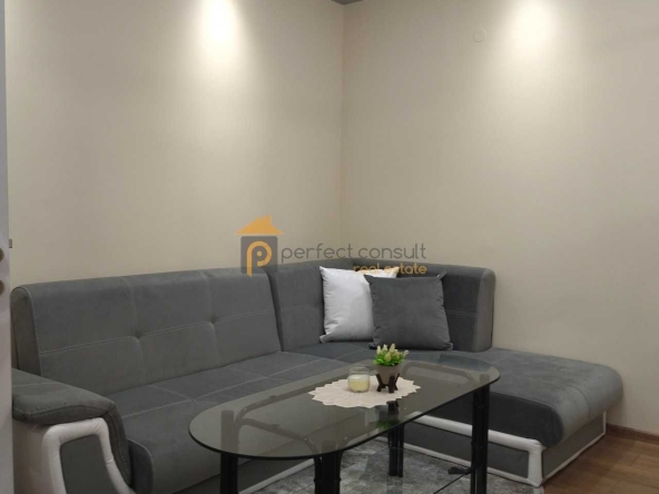 Дава се под наем Едностаен апартамент в Пловдив, Тракия - 46 кв.м за 275 € - Снимка #1