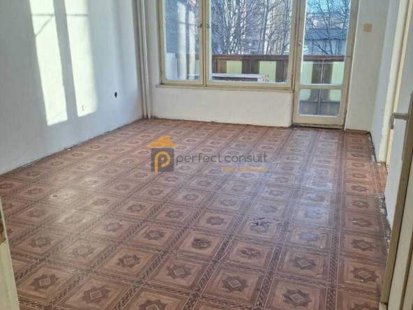 Тристаен апартамент в Пловдив, Христо Смирненски - 67 кв.м за 1016 €/кв.м - Снимка #1