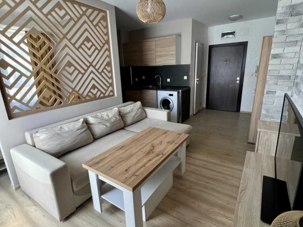 Дава се под наем Едностаен апартамент в Пловдив, Кършияка - 45 кв.м за 225 € - Снимка #1