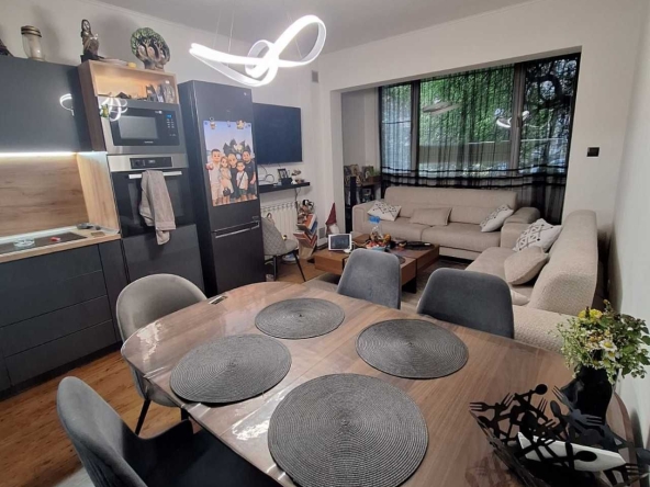 Многостаен апартамент в Пловдив, Тракия - 86 кв.м за 966 €/кв.м - Снимка #1
