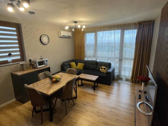 Двустаен апартамент в Пловдив, Южен - 68 кв.м за 1013 €/кв.м - Снимка #1