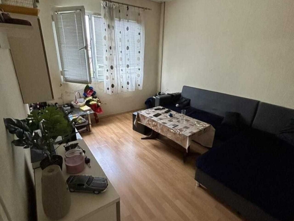 Двустаен апартамент в Пловдив, Център - 65 кв.м за 1442 €/кв.м - Снимка #1