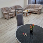 Дава се под наем Тристаен апартамент в Пловдив, Кършияка - 85 кв.м за 500 € - Снимка #1