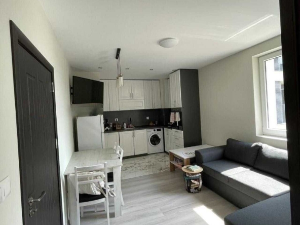 Дава се под наем Тристаен апартамент в Пловдив, Тракия - 70 кв.м за 450 € - Снимка #1