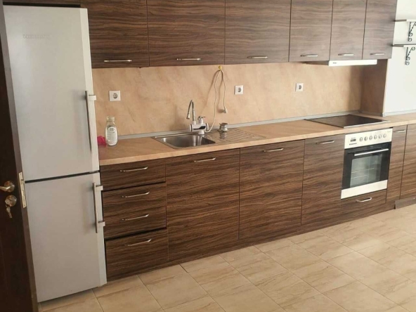 Тристаен апартамент в Пловдив, Тракия - 90 кв.м за 1489 €/кв.м - Снимка #1
