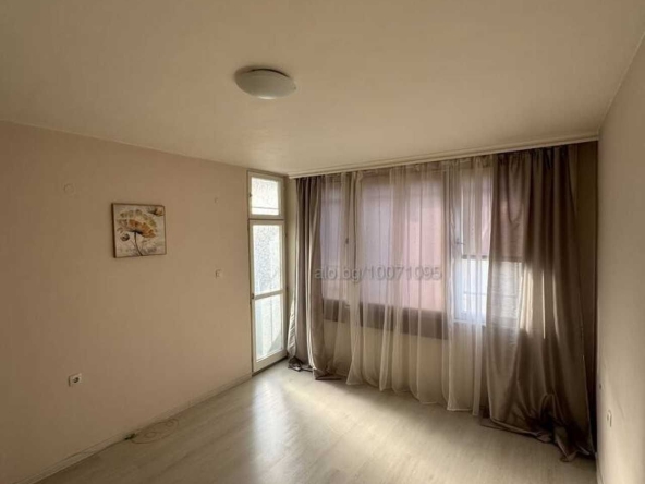 Двустаен апартамент в Пловдив, Кючук Париж - 54 кв.м за 1658 €/кв.м - Снимка #1