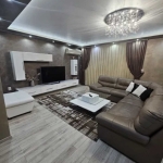 Дава се под наем Тристаен апартамент в Пловдив, Младежки Хълм - 86 кв.м за 850 € - Снимка #1