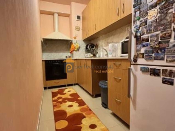 Тристаен апартамент в Пловдив, Център - 65 кв.м за 2462 €/кв.м - Снимка #1