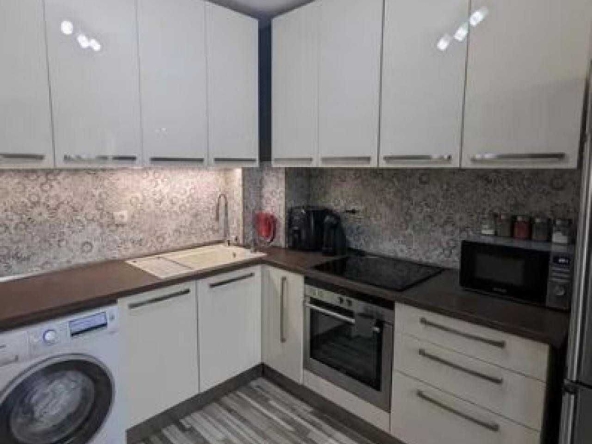 Двустаен апартамент в Пловдив, Южен - 63 кв.м за 1723 €/кв.м - Снимка #1