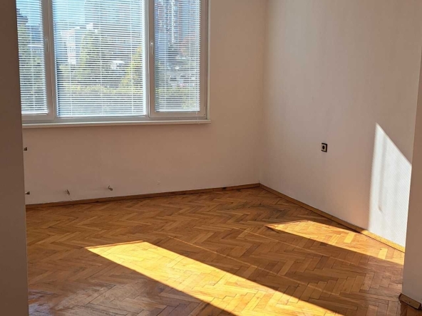 Дава се под наем Тристаен апартамент в София, Овча купел 2 - 100 кв.м за 550 € - Снимка #1