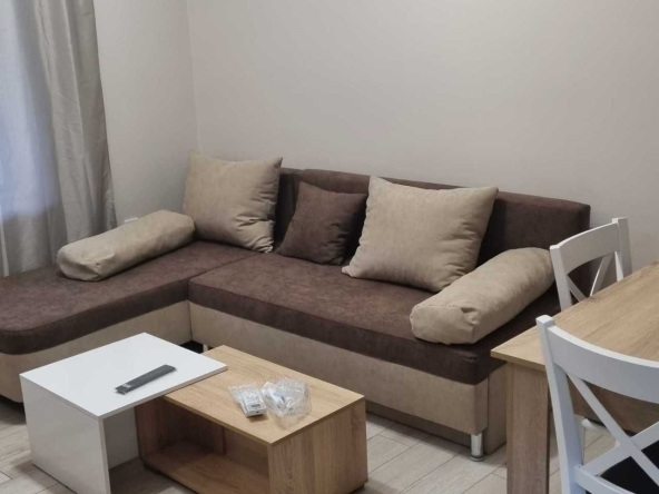 Дава се под наем Двустаен апартамент в Пловдив, Гагарин - 64 кв.м за 375 € - Снимка #1