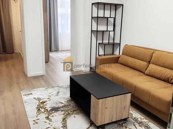 Дава се под наем Тристаен апартамент в Пловдив, Христо Смирненски - 100 кв.м за 1000 € - Снимка #1