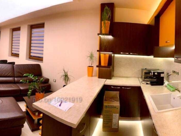 Дава се под наем Двустаен апартамент в Димитровград - 85 кв.м за 510 € - Снимка #1