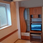 Дава се под наем Ателие в София, Център - 15 кв.м за 239.19 € - Снимка #1