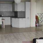 Дава се под наем Тристаен апартамент в Бургас, Сарафово - 100 кв.м за 765 € - Снимка #1