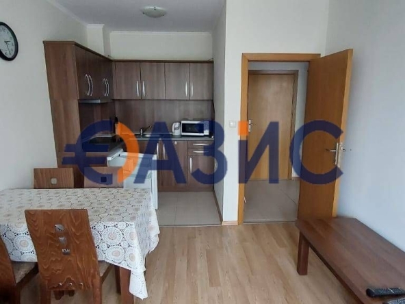 Двустаен апартамент в к.к. Слънчев бряг - 60 кв.м за 1205 €/кв.м - Снимка #1