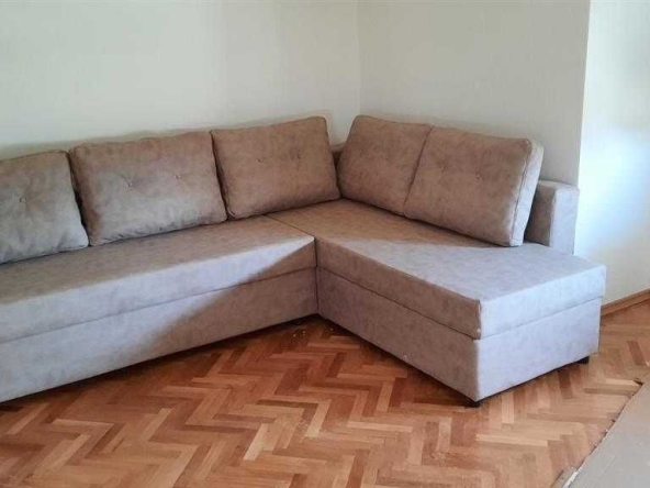 Дава се под наем Двустаен апартамент в Пловдив, Каменица 1 - 58 кв.м за 219.3 € - Снимка #1