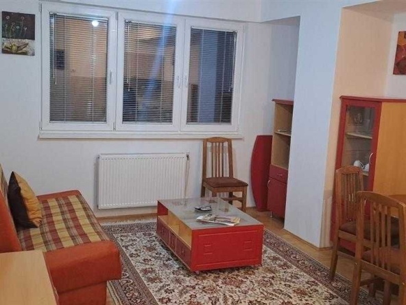 Дава се под наем Двустаен апартамент в Пловдив, Център - 51 кв.м за 193.8 € - Снимка #1