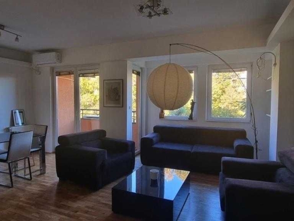 Дава се под наем Двустаен апартамент в Бургас, Възраждане - 56 кв.м за 219.3 € - Снимка #1