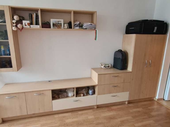 Дава се под наем Едностаен апартамент в София, Полигона - 33 кв.м за 357 € - Снимка #1