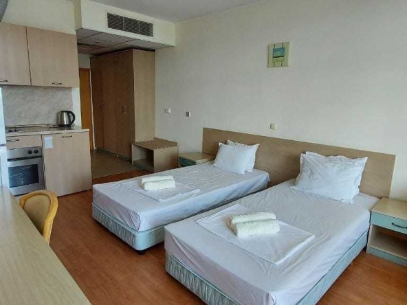 Едностаен апартамент в к.к. Слънчев бряг - 51 кв.м за 902 €/кв.м - Снимка #1