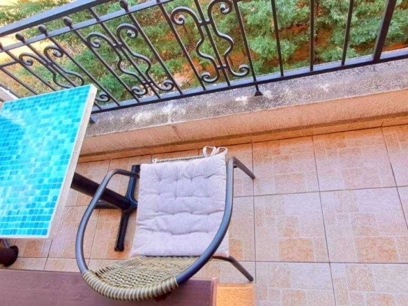 Дава се под наем Тристаен апартамент в Свети Влас - 90 кв.м за 650 € - Снимка #1