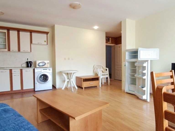 Двустаен апартамент в к.к. Елените - 73 кв.м за 1191 €/кв.м - Снимка #1