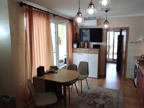 Двустаен апартамент в Бургас, Братя Миладинови - 60 кв.м за 1331 €/кв.м - Снимка #1