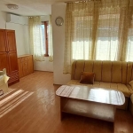 Дава се под наем Двустаен апартамент в Бургас, Възраждане - 65 кв.м за 316.2 € - Снимка #1