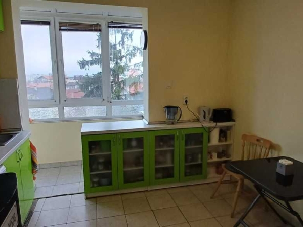 Дава се под наем Тристаен апартамент в София, Горубляне - 90 кв.м за 612 € - Снимка #1