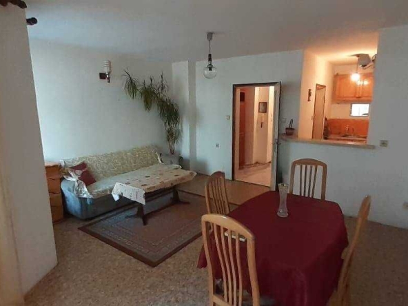 Дава се под наем Двустаен апартамент в Бургас, Възраждане - 74 кв.м за 357 € - Снимка #1