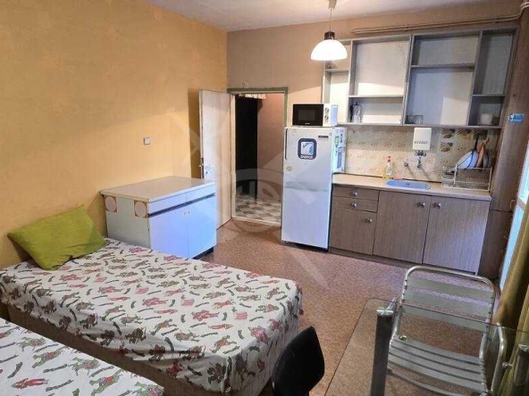 Дава се под наем Четиристаен апартамент в Пловдив, Изгрев - 120 кв.м за 500 € - Снимка #1