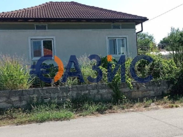 Къща в с. Кардам, Област Добрич - 100 кв.м за 363 €/кв.м - Снимка #1