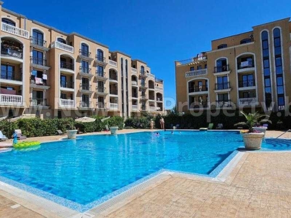 Двустаен апартамент в к.к. Елените - 58 кв.м за 1294 €/кв.м - Снимка #1