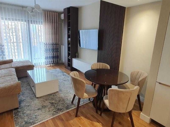Дава се под наем Двустаен апартамент в Бургас, Лазур - 60 кв.м за 270.3 € - Снимка #1