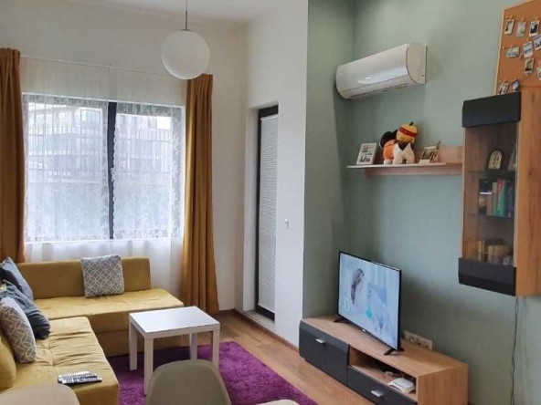 Дава се под наем Двустаен апартамент в София, Витоша - 65 кв.м за 400 € - Снимка #1