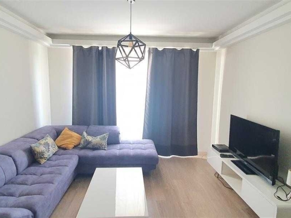 Дава се под наем Тристаен апартамент в Бургас, Славейков - 86 кв.м за 255 € - Снимка #1