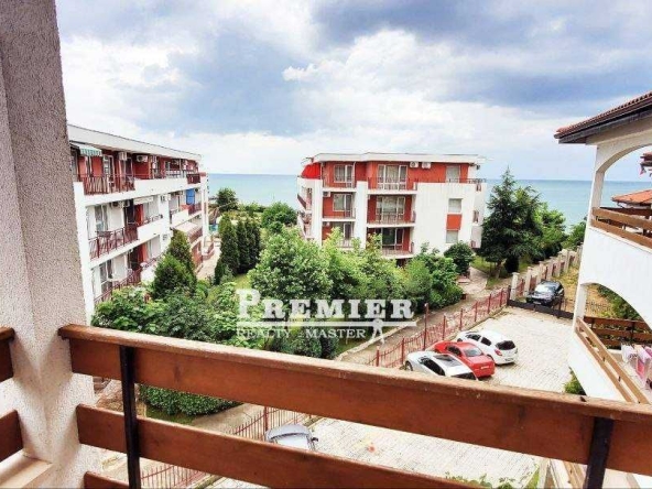 Тристаен апартамент в к.к. Елените - 89 кв.м за 1321 €/кв.м - Снимка #1