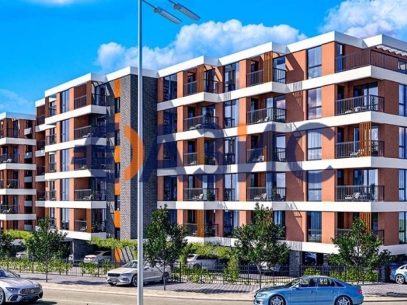 Двустаен апартамент в Бургас, Център - 60 кв.м за 519 €/кв.м - Снимка #1